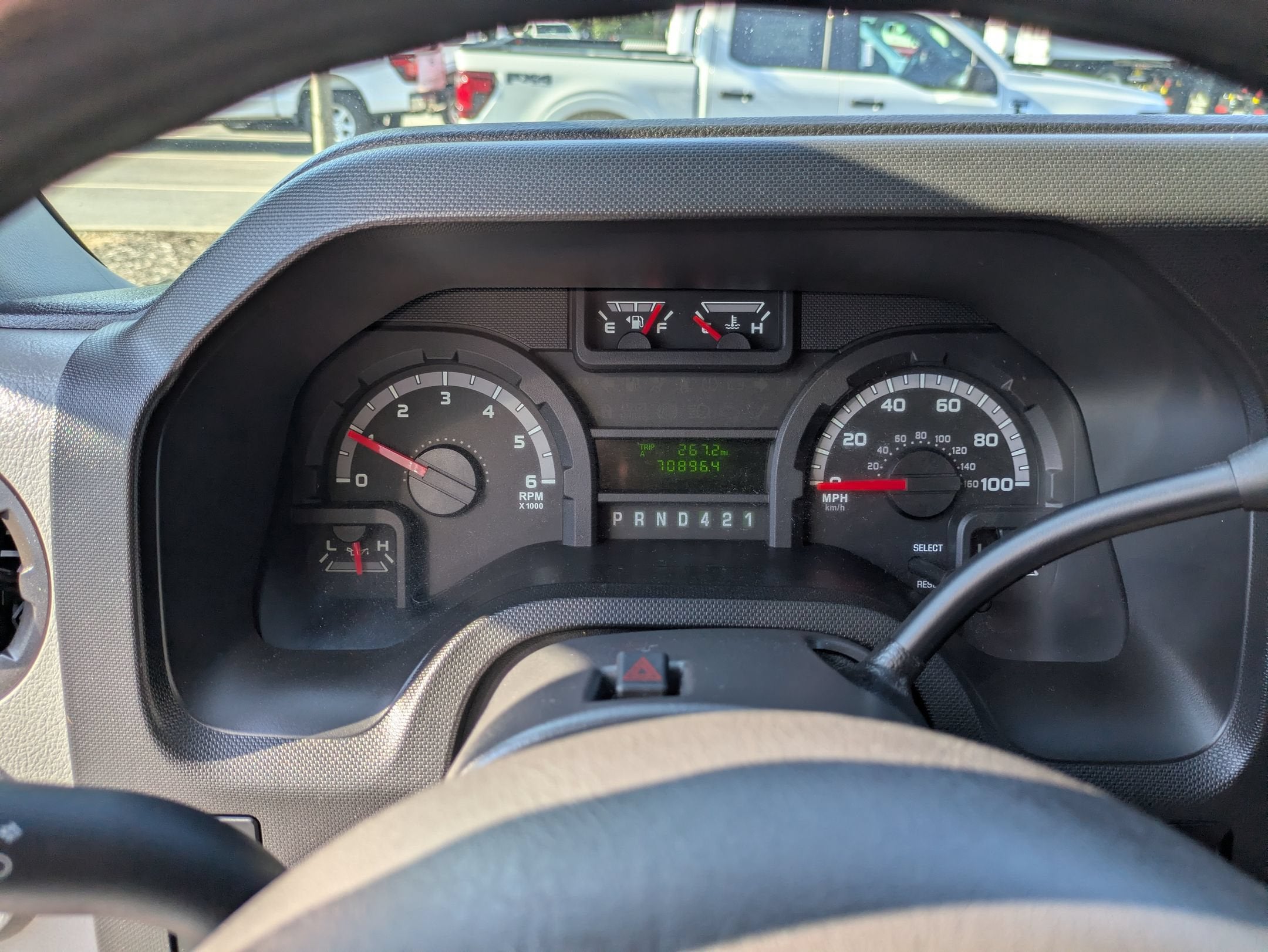 2018 Ford E-Series Cutaway Base