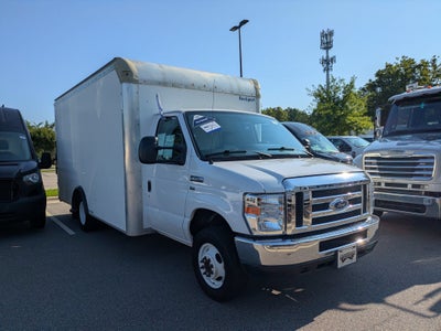 2018 Ford E-Series Cutaway Base