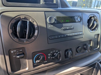 2018 Ford E-Series Cutaway Base