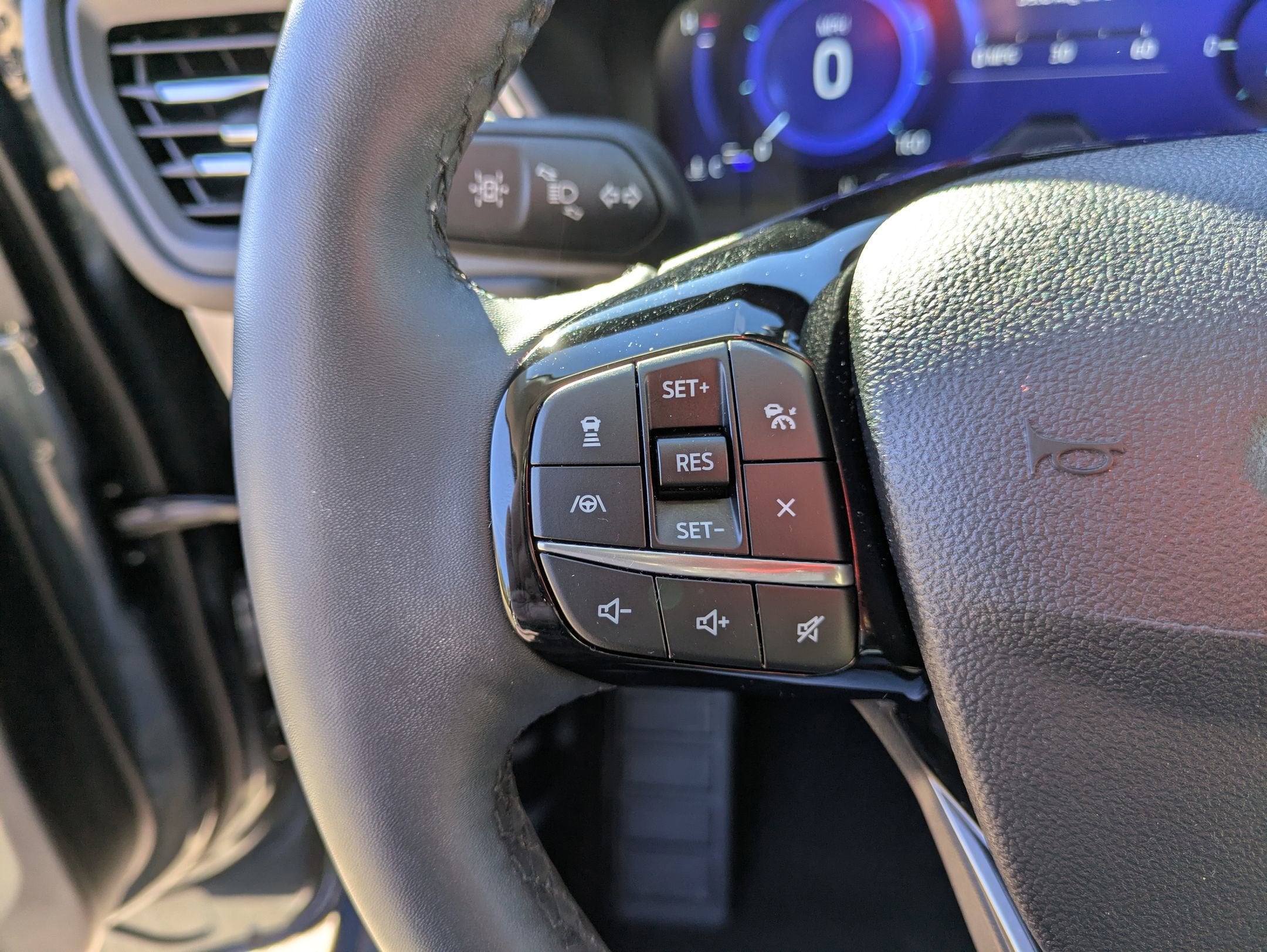 2022 Ford Escape SEL Hybrid