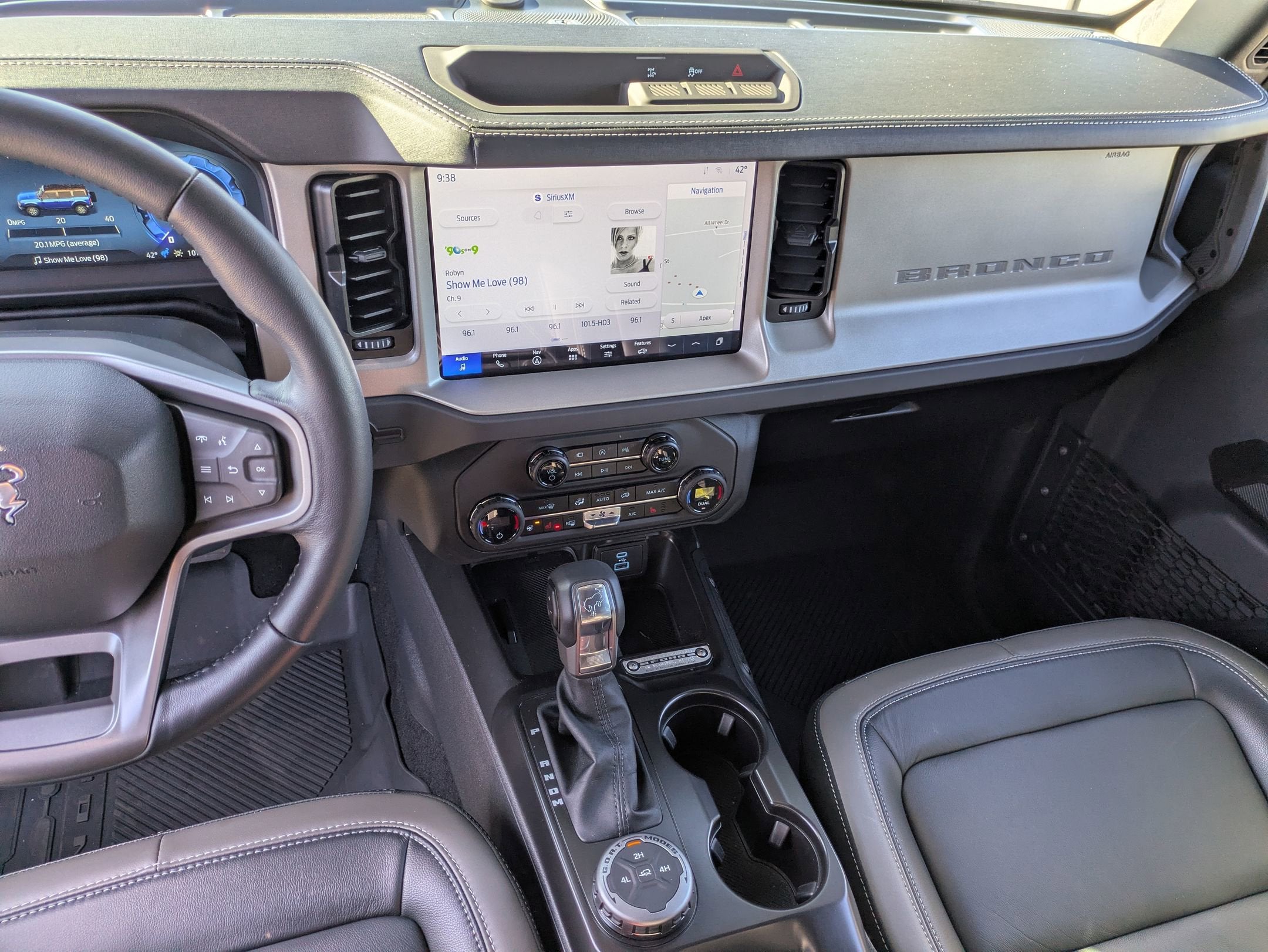 2025 Ford Bronco Outer Banks