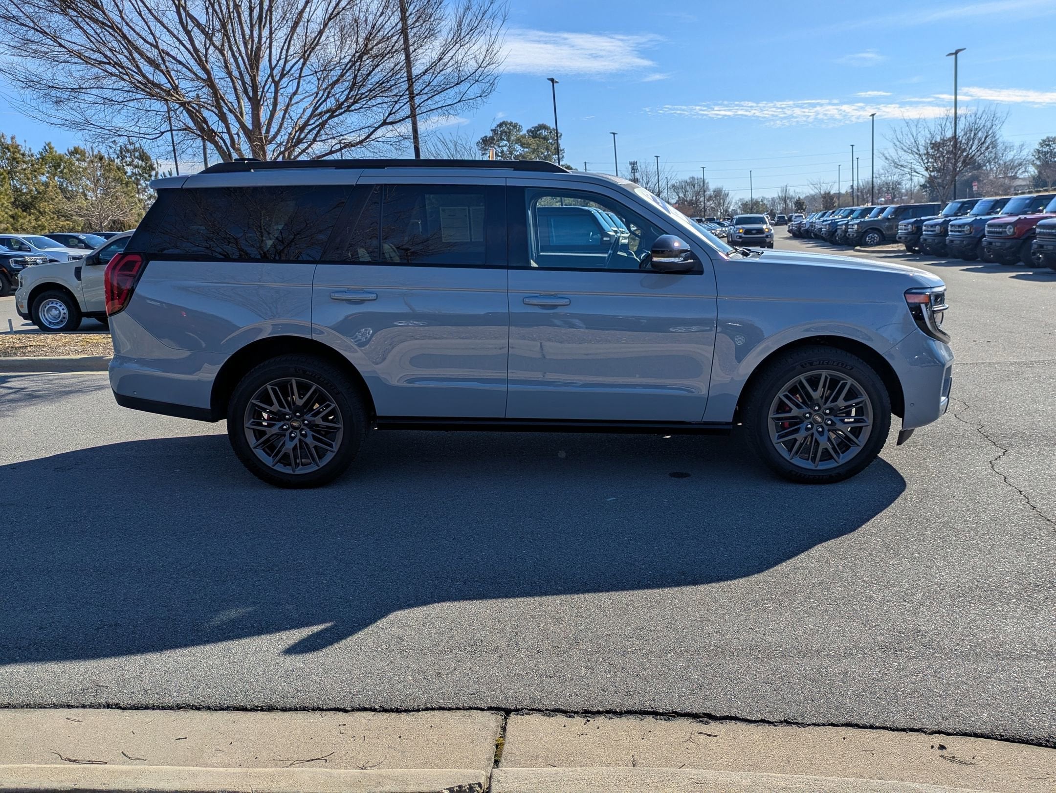 2025 Ford Expedition Platinum