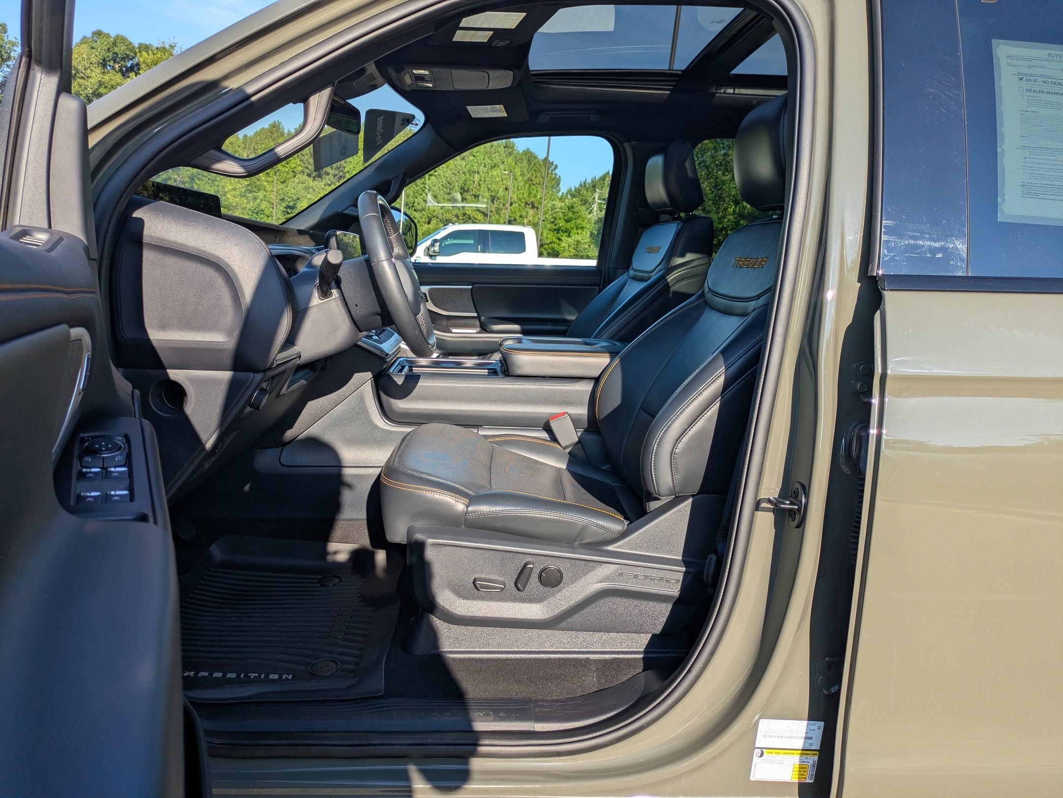 2025 Ford Expedition Tremor