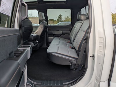 2024 Ford F-150 Lightning LARIAT