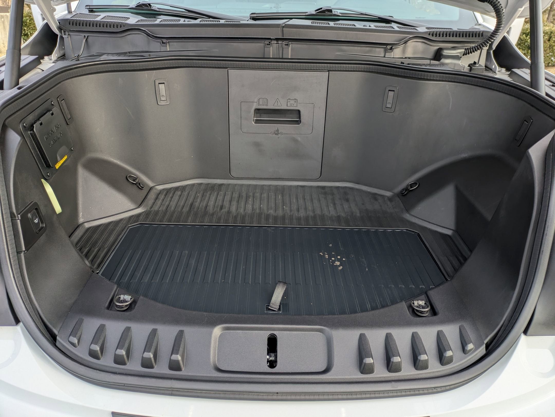 2024 Ford F-150 Lightning LARIAT