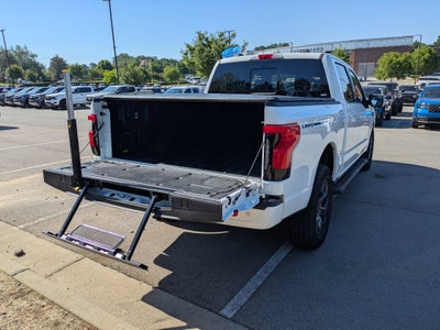 2025 Ford F-150 Lightning LARIAT