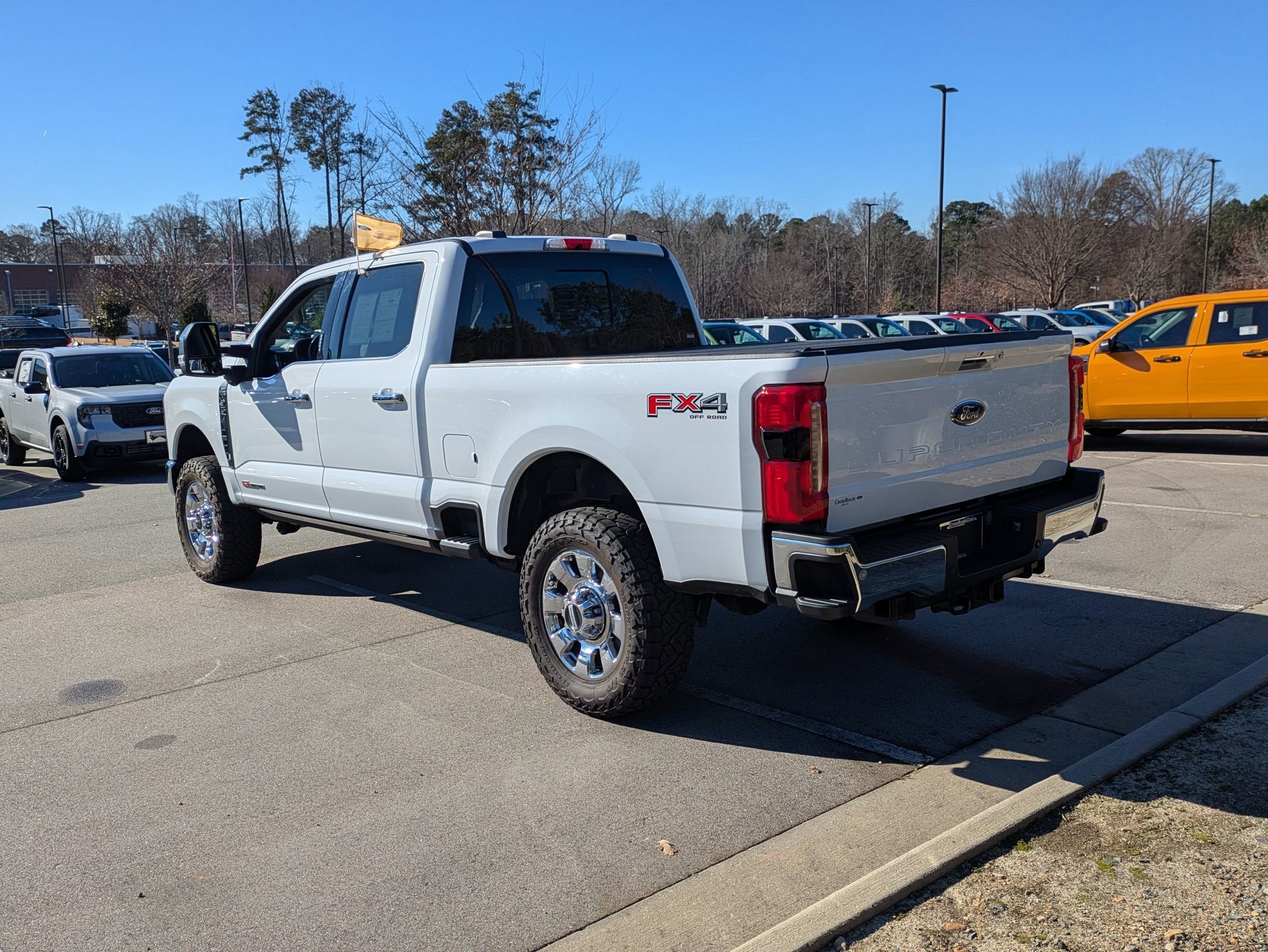2023 Ford Super Duty F-350 SRW LARIAT