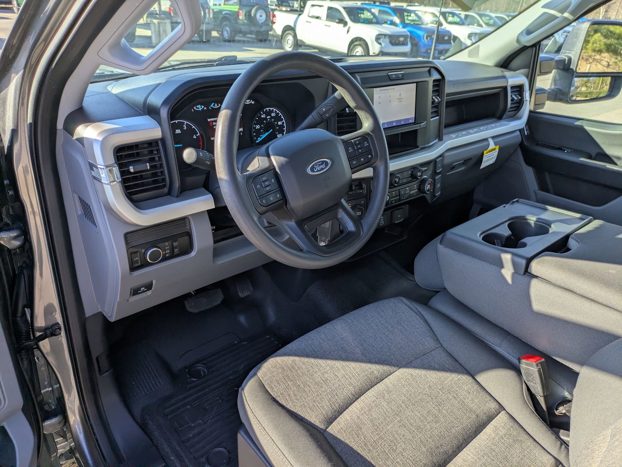 2025 Ford Super Duty F-350 SRW XL