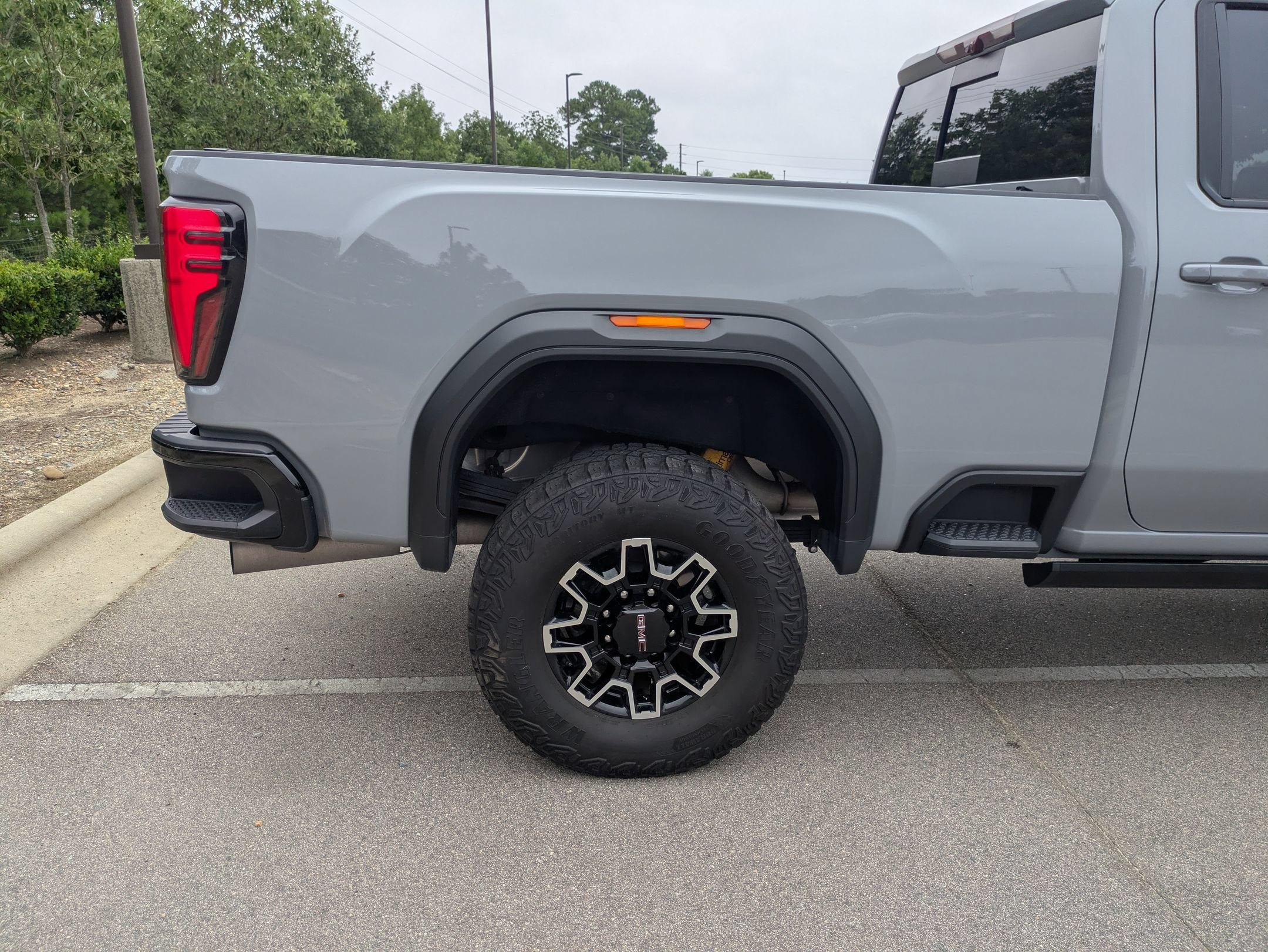 2024 GMC Sierra 2500HD AT4X