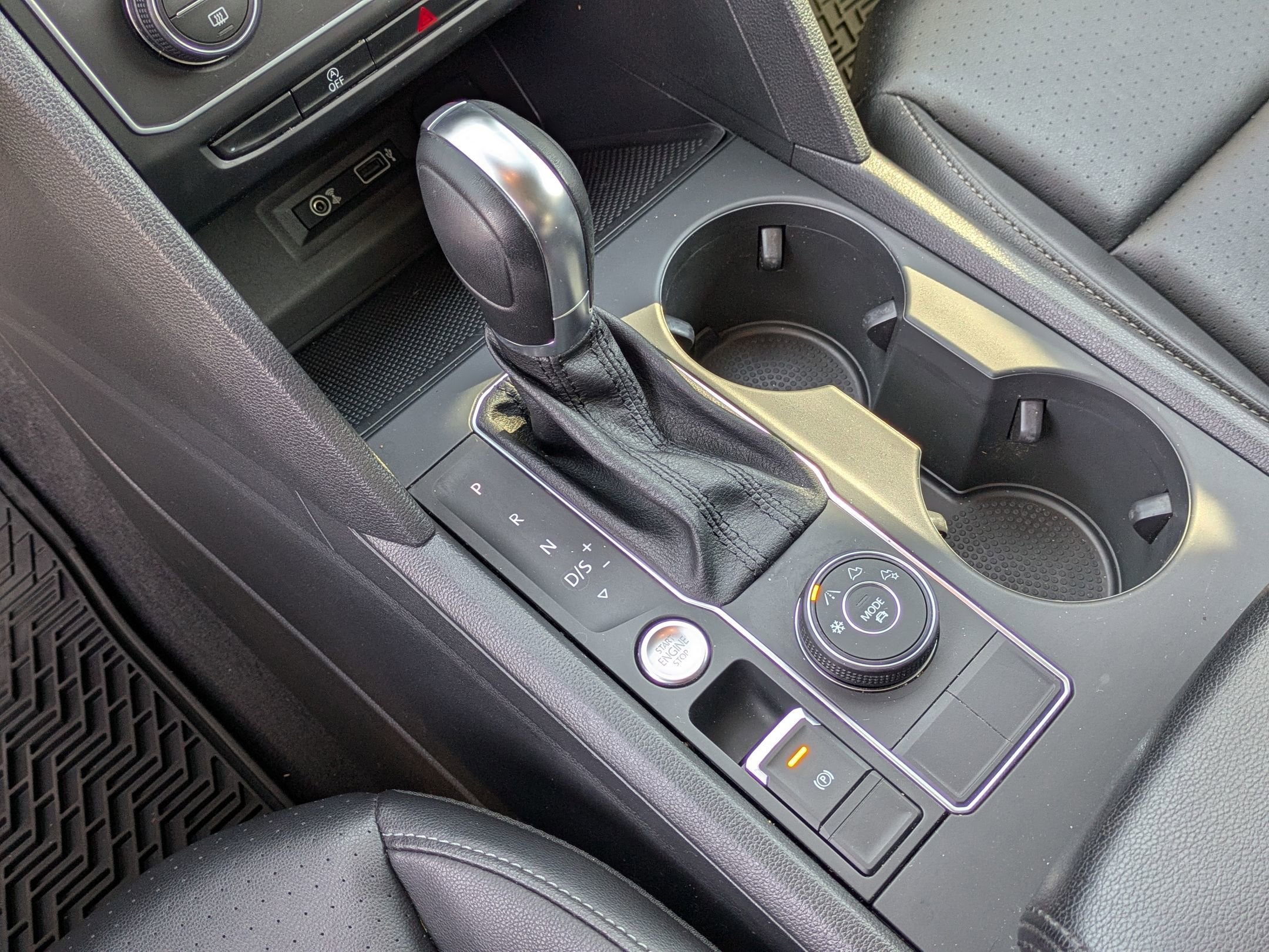 2018 Volkswagen Atlas 3.6L V6 SE w/Technology