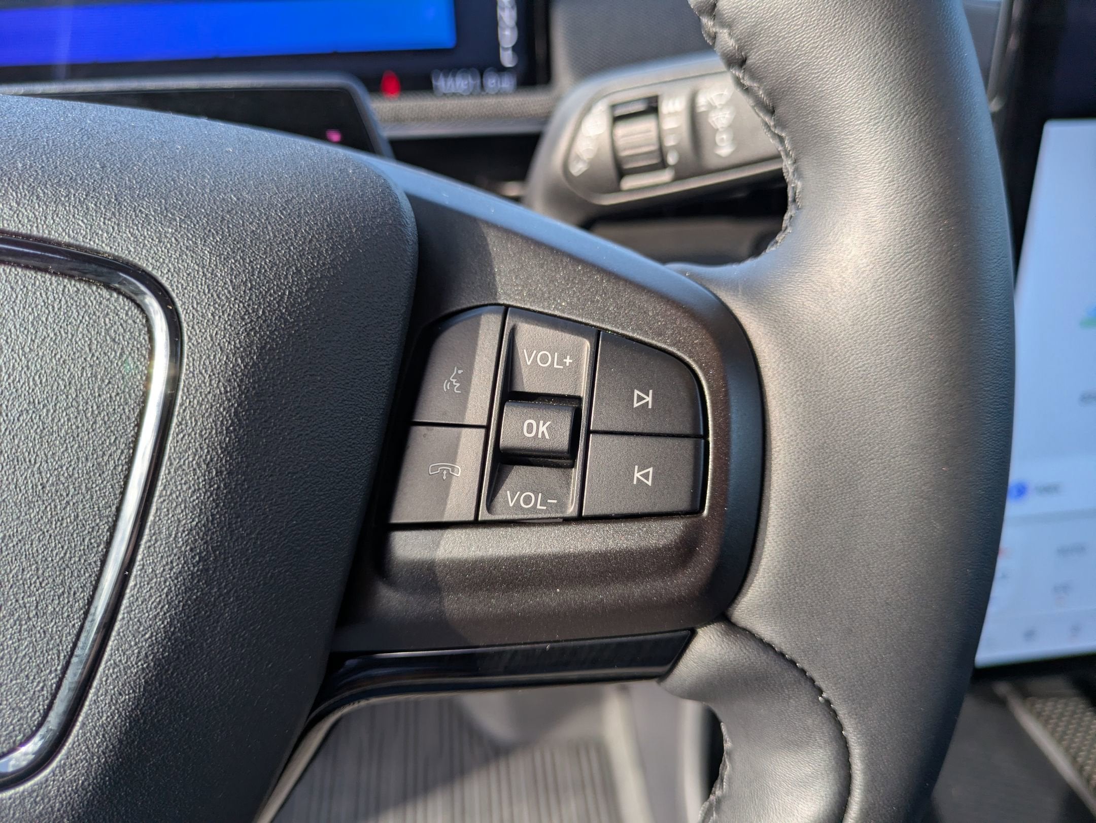 2024 Ford Mustang Mach-E Select