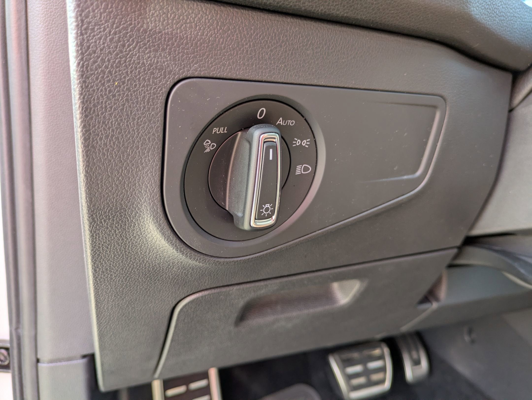 2022 Volkswagen Tiguan SEL R-Line