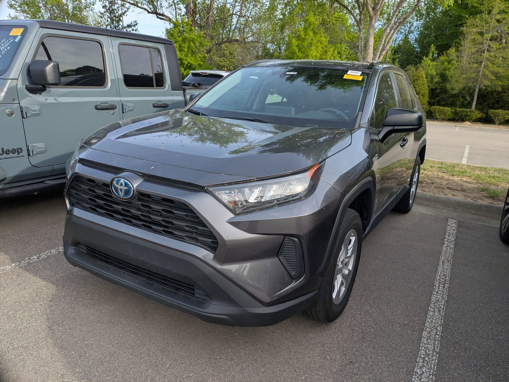 2021 Toyota RAV4 Hybrid LE