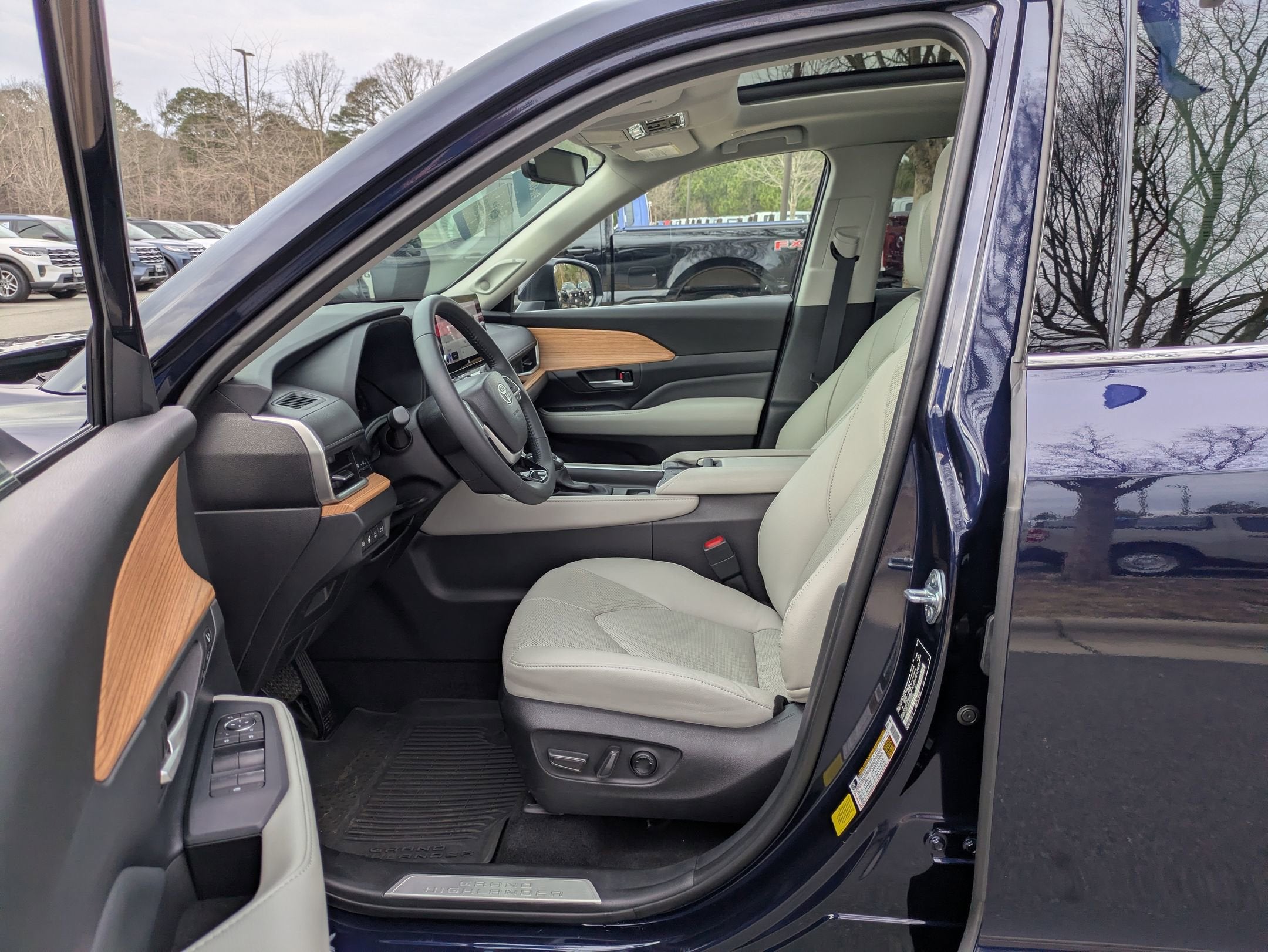 2025 Toyota Grand Highlander Hybrid Limited