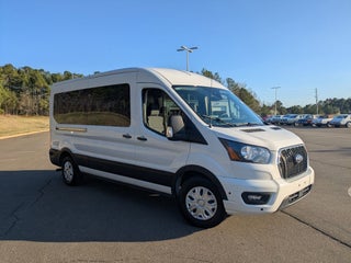 2024 Ford Transit Passenger Wagon XLT