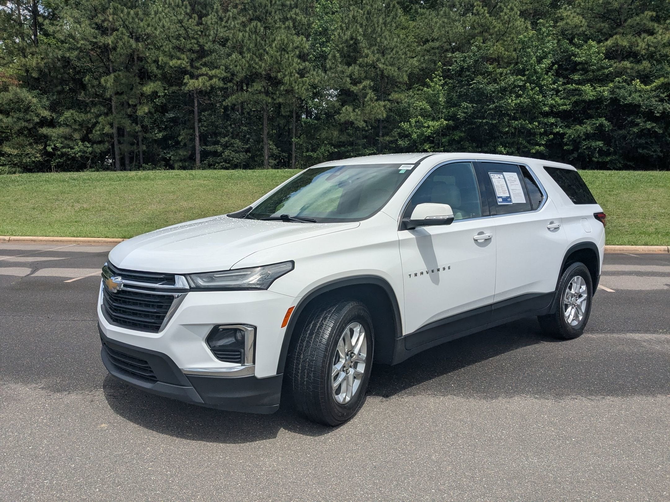 2022 Chevrolet Traverse LS