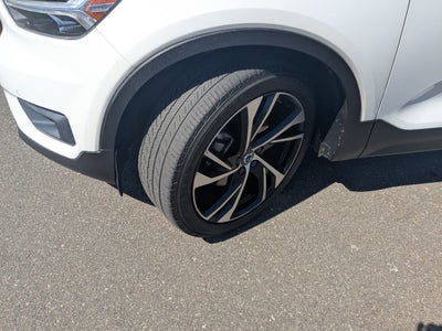 2021 Volvo XC40 R-Design