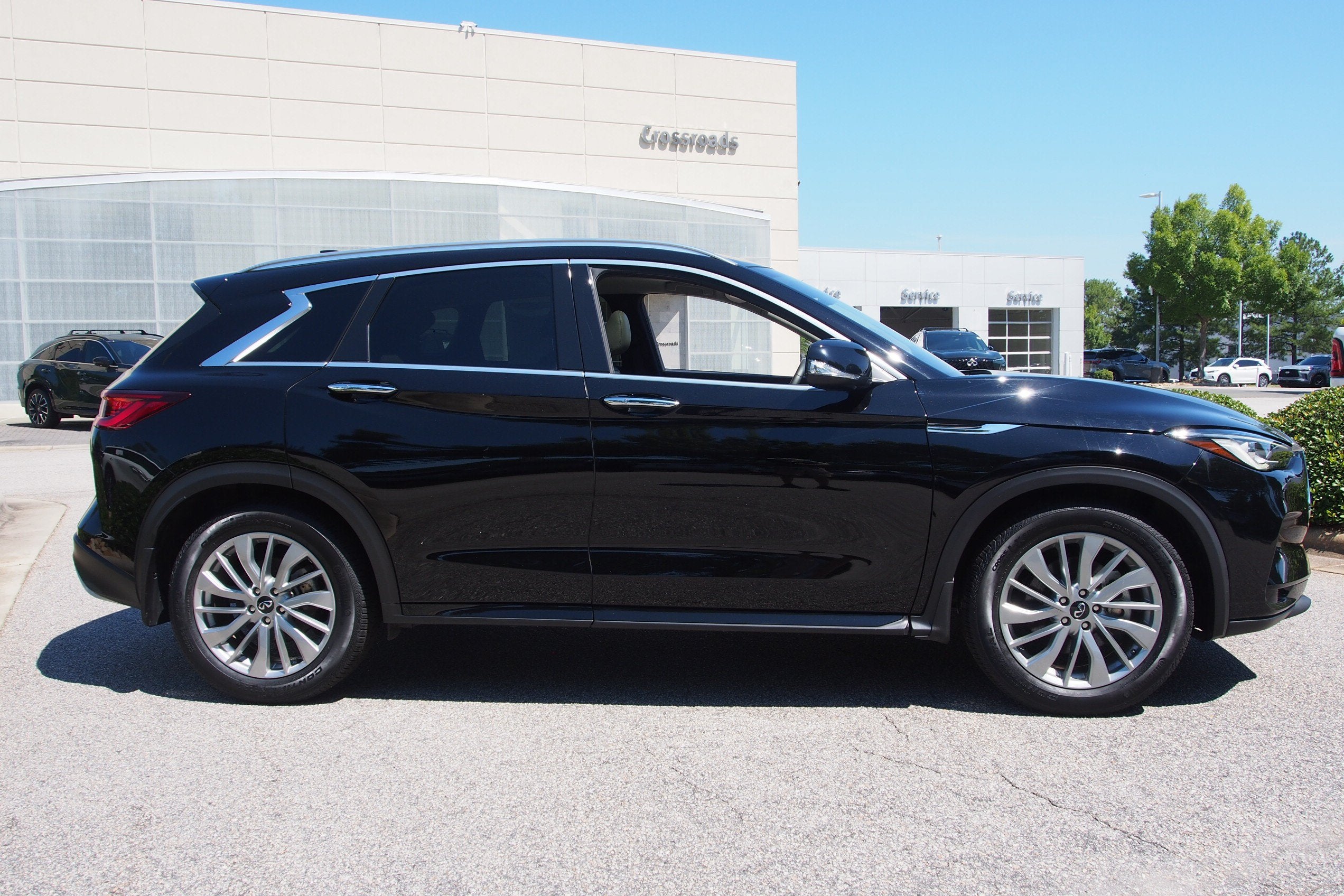 2023 INFINITI QX50 LUXE