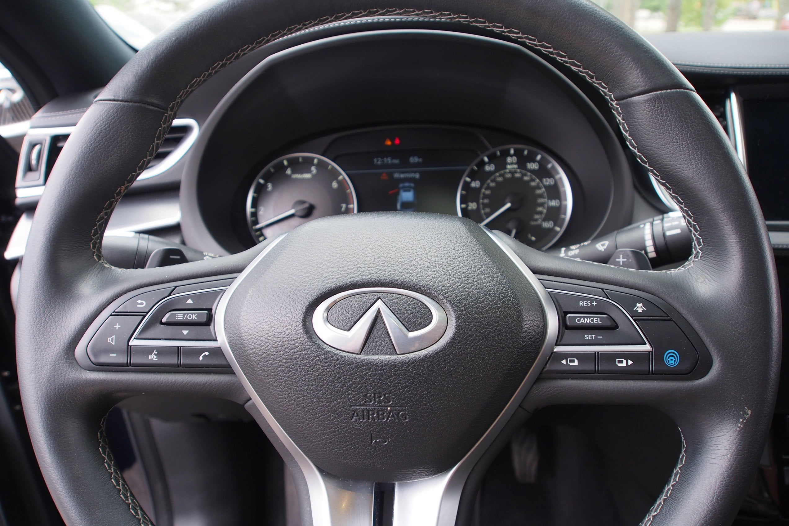 2023 INFINITI QX55 LUXE