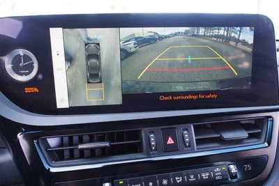 2023 Lexus ES ES 300h F SPORT Handling