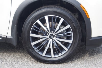 2025 INFINITI QX60 SENSORY