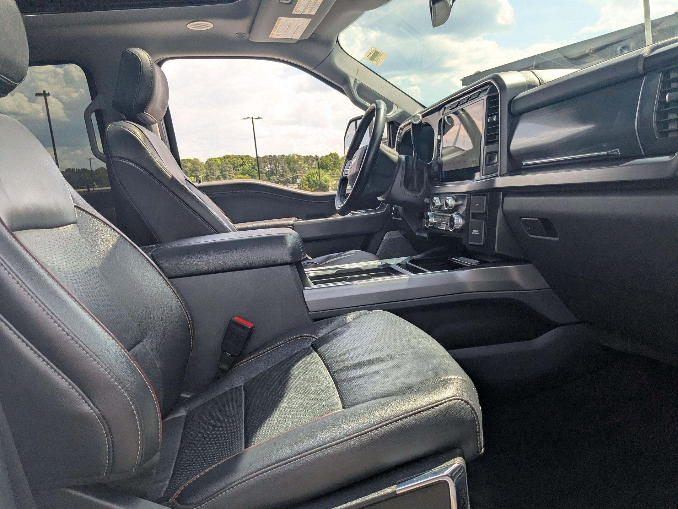 2023 Ford Super Duty F-250 SRW LARIAT
