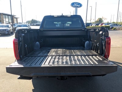 2022 Toyota Tundra 4WD SR5