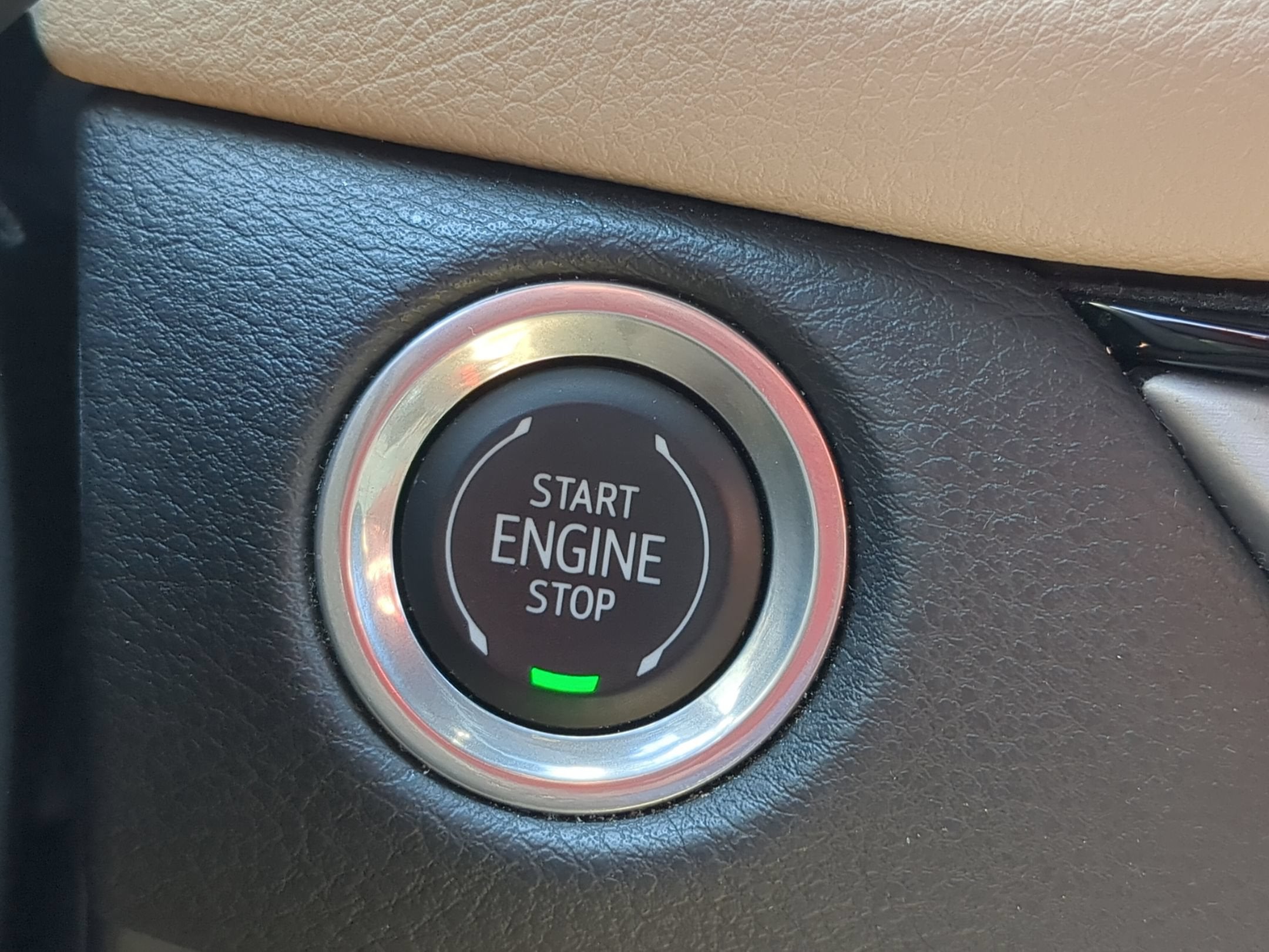 2024 Cadillac XT4 FWD Premium Luxury