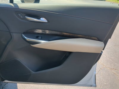 2024 Cadillac XT4 FWD Premium Luxury