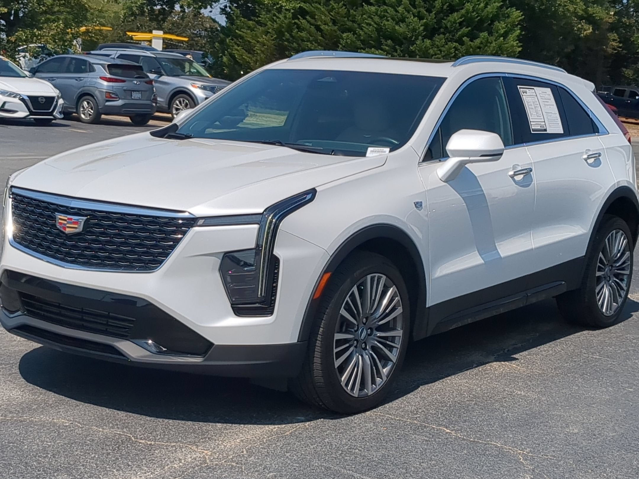 2024 Cadillac XT4 FWD Premium Luxury
