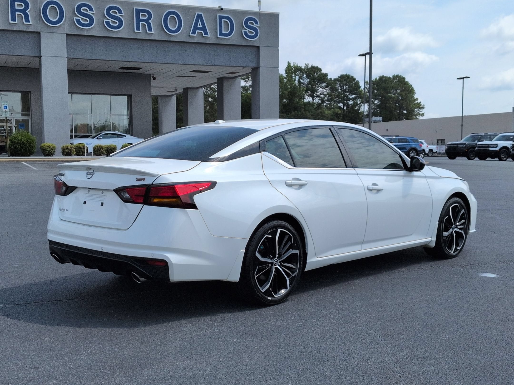 2024 Nissan Altima 2.5 SR