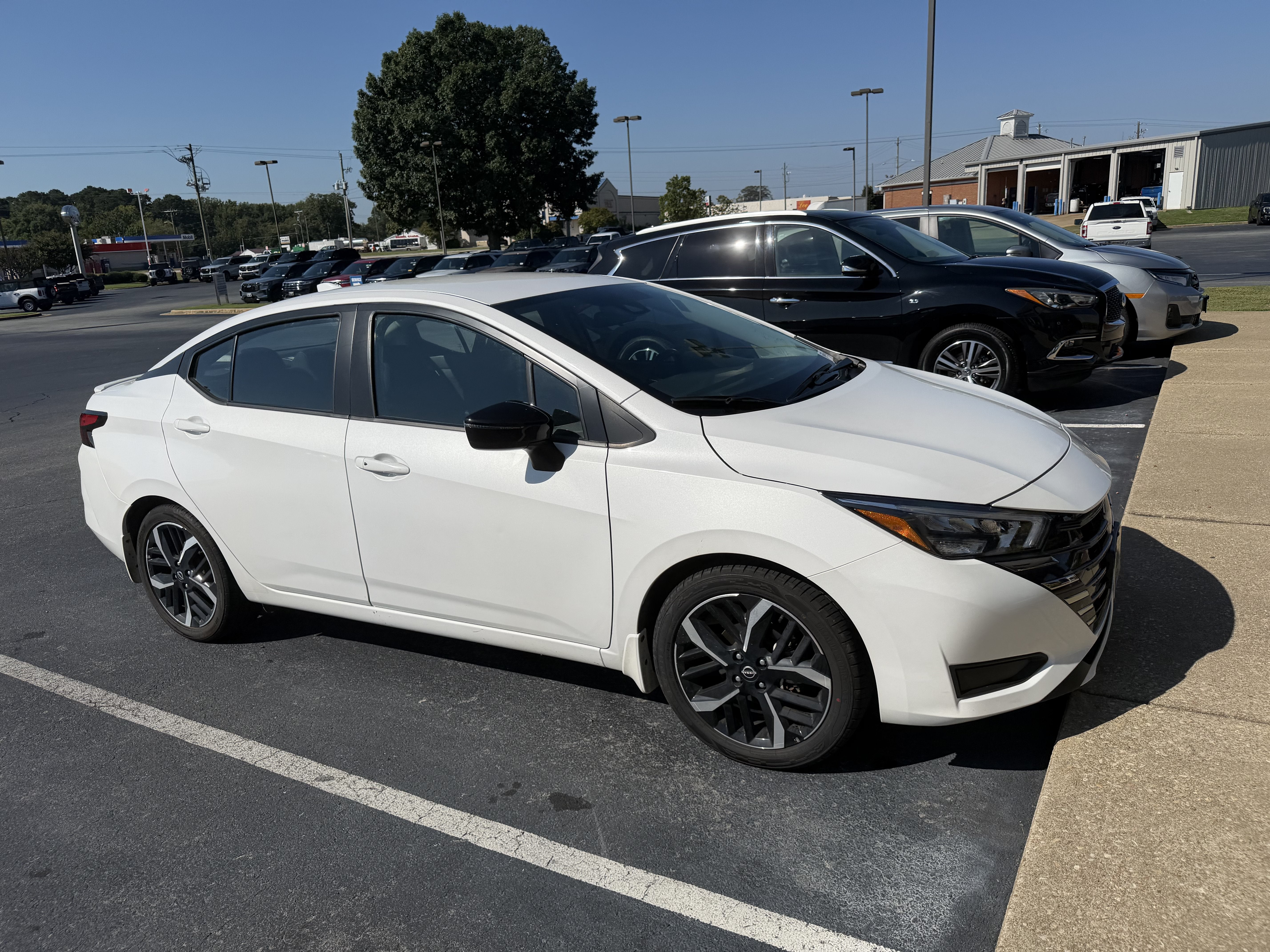 2024 Nissan Versa SR